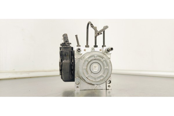 Recambio de abs para toyota aygo x 1.0i 72 referencia OEM IAM 895410H220  