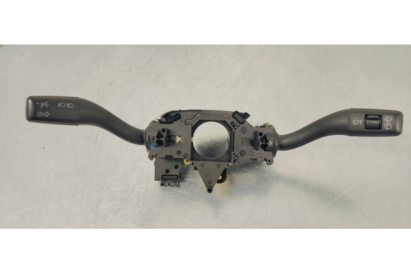 Recambio de mando multifuncion para audi a4 berlina (8e) 1.9 tdi (96kw) referencia OEM IAM 8E0953549L  