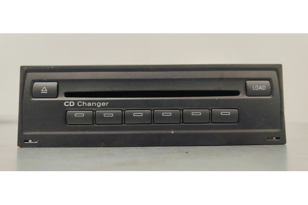 Recambio de sistema audio / radio cd para audi a8 (4e2) referencia OEM IAM 4E0035111A  
