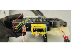 Recambio de elevalunas delantero izquierdo para citroen c4 grand picasso exclusive referencia OEM IAM 9674032580  