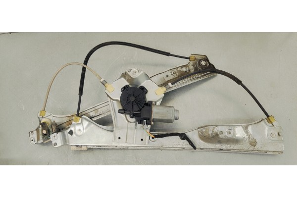 Recambio de elevalunas delantero derecho para renault clio iii 1.5dci 85 referencia OEM IAM 8200291147  