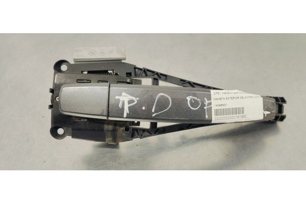 Recambio de maneta exterior delantera derecha para opel insignia berlina 2.0cdti 130 fap referencia OEM IAM 14096401  