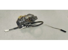 Recambio de cerradura puerta delantera derecha para opel insignia berlina 2.0cdti 130 fap referencia OEM IAM 3023880  