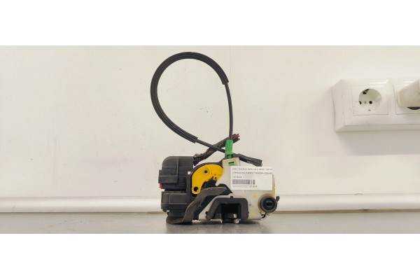 Recambio de cerradura puerta trasera izquierda para opel insignia berlina 2.0cdti 130 fap referencia OEM IAM 13578024  