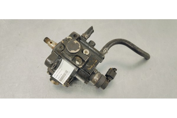 Recambio de bomba inyeccion para opel insignia berlina 2.0cdti 130 fap referencia OEM IAM 0445010193  