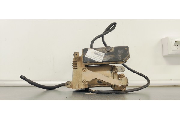 Recambio de bomba suspension para citroen c4 grand picasso exclusive plus referencia OEM IAM 968202298000  