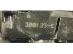 Recambio de cerradura puerta delantera izquierda para renault clio iii 1.5dci 85 referencia OEM IAM 300123E  