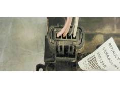 Recambio de cerradura puerta delantera derecha para renault clio iii 1.5dci 85 referencia OEM IAM 300125E  