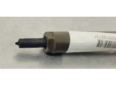 Recambio de inyector para opel corsa c referencia OEM IAM 0445110083  