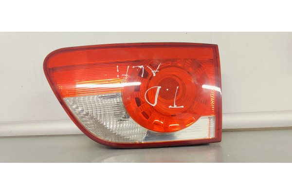 Recambio de piloto trasero derecho interior para seat altea xl (5p5) 2.0 tdi referencia OEM IAM 5P8945094D  