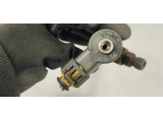 Recambio de inyector para opel corsa c referencia OEM IAM 0445110083  