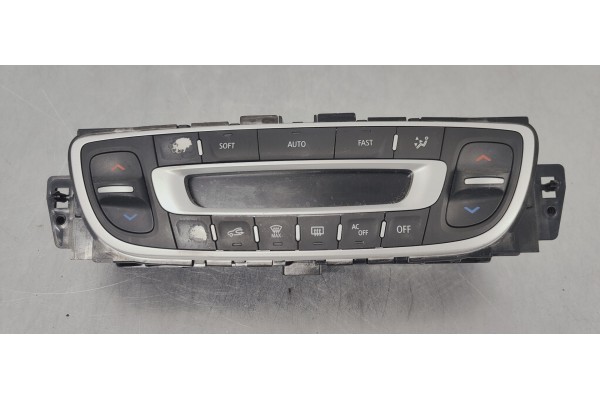 Recambio de mando climatizador para renault megane iii berlina 5 p 2.0 i 140 referencia OEM IAM T1001909K  