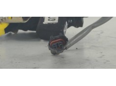 Recambio de cerradura puerta trasera derecha para kia carens 2.0 crdi ex monovolumen referencia OEM IAM   