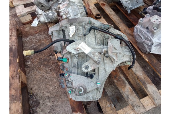 Recambio de caja cambios para dacia duster 1.5 dci referencia OEM IAM TL4075  