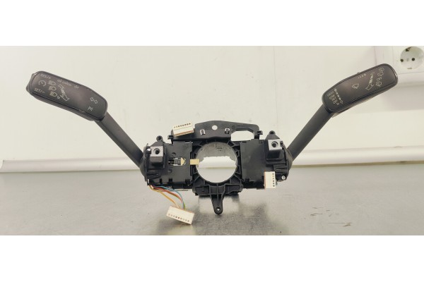Recambio de mando multifuncion para skoda octavia lim. (5e3) 1.0 tsi 115 fap referencia OEM IAM 5Q1953507B  