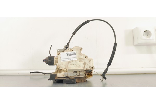 Recambio de cerradura puerta delantera izquierda para seat leon (1p1) 1.6 tdi 105 fap referencia OEM IAM   