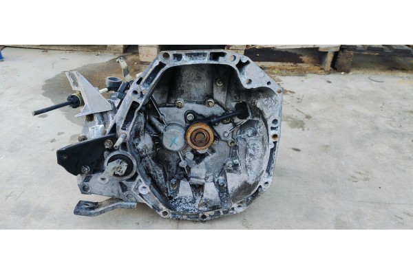 Recambio de caja cambios para renault scenic ii referencia OEM IAM JR5110  