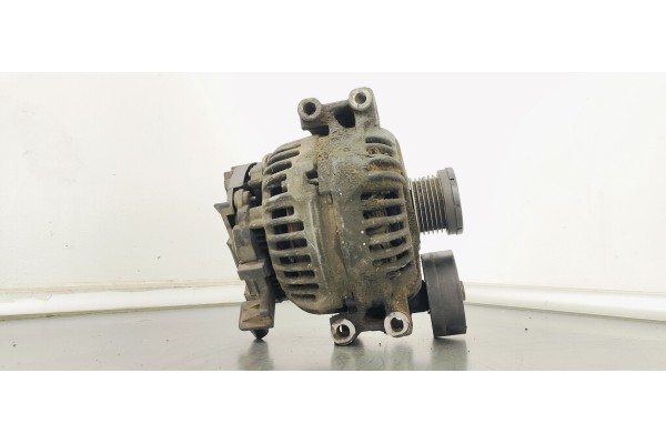 Recambio de alternador para bmw serie 1 berlina (e81/e87) 116i referencia OEM IAM 0124525059  