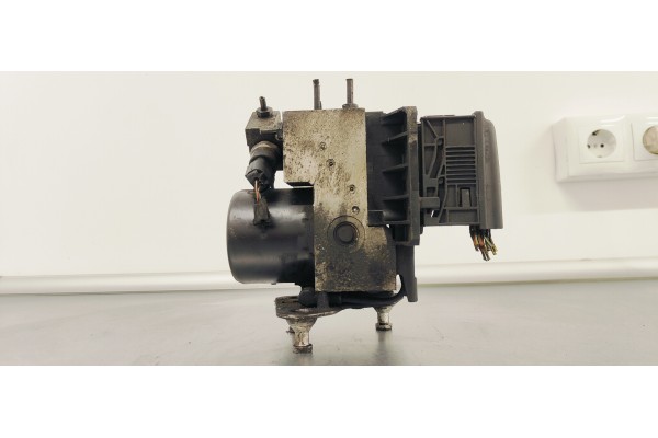 Recambio de abs para mercedes-benz clase e (w210) berlina diesel 270 cdi (210.016) referencia OEM IAM 0265202436  