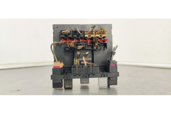 Recambio de caja reles / fusibles para seat altea xl (5p5) 1.9 tdi referencia OEM IAM 3C0937049AH  