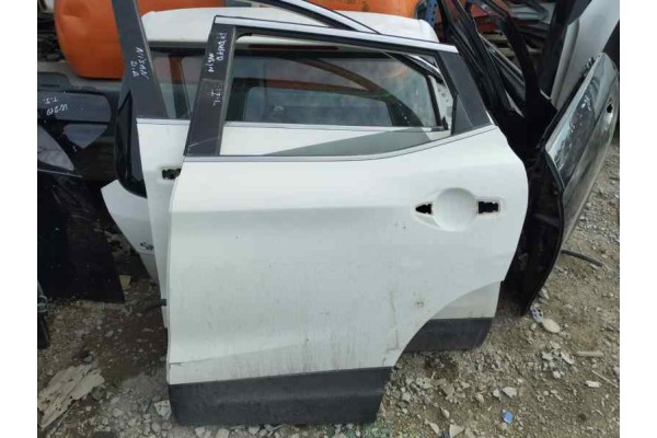 Recambio de puerta trasera izquierda para nissan qashqai (j11) 1.6 i turbo 163 referencia OEM IAM   