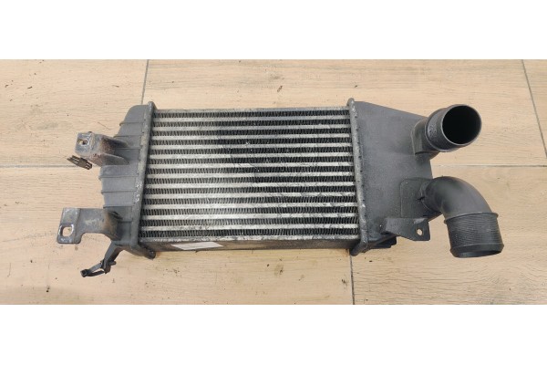 Recambio de intercooler para opel zafira b edition ´´111 jahre´´ referencia OEM IAM 13240831  