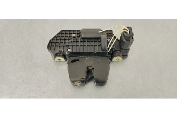 Recambio de cerradura maletero / porton para peugeot 5008 1.6 hdi 115 fap referencia OEM IAM 9151487499H  