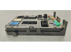 Recambio de caja reles / fusibles para peugeot 5008 1.6 hdi 115 fap referencia OEM IAM 9678477180  