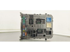 Recambio de caja reles / fusibles para peugeot 5008 1.6 hdi 115 fap referencia OEM IAM 9678477180  