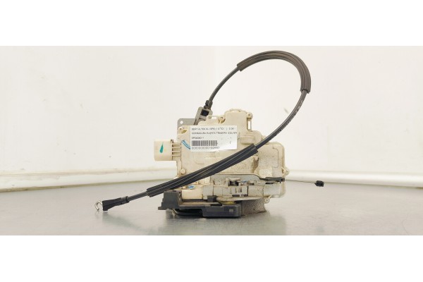 Recambio de cerradura puerta trasera izquierda para seat altea xl (5p5) 1.9 tdi referencia OEM IAM 5P0839011  