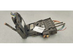 Recambio de caja reles / fusibles para peugeot 5008 1.6 hdi 115 fap referencia OEM IAM 9666527580  
