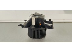 Recambio de ventilador calefaccion para peugeot 5008 1.6 hdi 115 fap referencia OEM IAM T3953002  