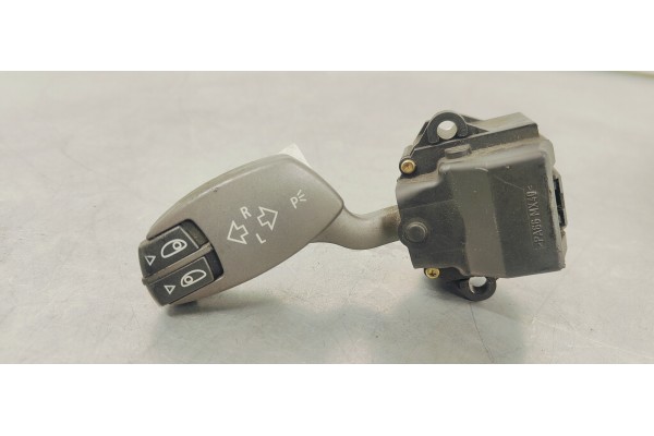 Recambio de mando intermitentes para bmw serie 7 (e65/e66) 3.0d 220 [730] referencia OEM IAM 6911516B  