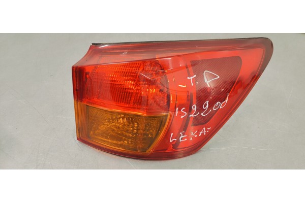 Recambio de piloto trasero derecho para lexus is200 (ds2/is2) 2.2 d 180 [220] fap referencia OEM IAM   