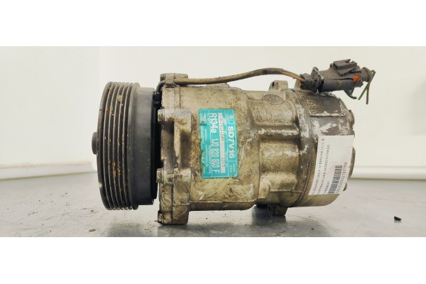 Recambio de compresor aire acondicionado para volkswagen golf iv berlina (1j1) básico referencia OEM IAM 1J0820803F  