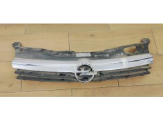 Recambio de rejilla delantera para opel astra h berlina elegance referencia OEM IAM 13250262  