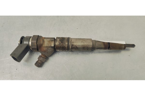 Recambio de inyector para bmw serie 7 (e65/e66) 3.0d 220 [730] referencia OEM IAM 0445110131  