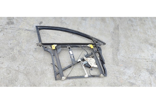 Recambio de elevalunas delantero derecho para audi a6 berlina (4b2) 2.5 tdi quattro referencia OEM IAM 0130821774  