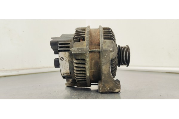 Recambio de alternador para bmw serie 5 touring (e39) 3.0 d 195 [530] referencia OEM IAM 2247389  