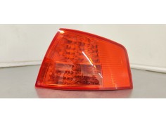 Recambio de piloto trasero derecho para audi a8 (4e2) referencia OEM IAM 4E0945096C  