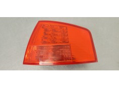 Recambio de piloto trasero derecho para audi a8 (4e2) referencia OEM IAM 4E0945096C  