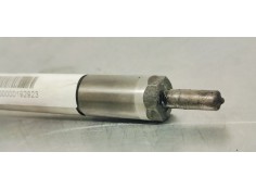 Recambio de inyector para peugeot 407 st sport referencia OEM IAM 9657144580  