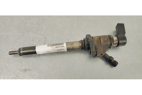 Recambio de inyector para peugeot 407 st sport referencia OEM IAM 9657144580  