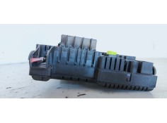 Recambio de caja reles / fusibles para volvo xc90 4.4 v8 cat referencia OEM IAM 8676391 04W272 12217799