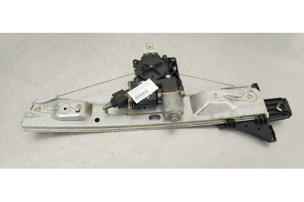 Recambio de elevalunas trasero derecho para opel insignia berlina 2.0cdti 130 fap referencia OEM IAM 13302442  