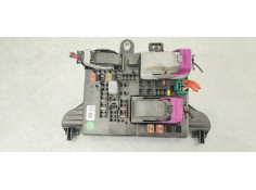 Recambio de caja reles / fusibles para opel insignia sports tourer edition referencia OEM IAM 13277318  