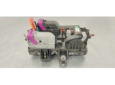 Recambio de caja reles / fusibles para opel insignia sports tourer edition referencia OEM IAM 13277318  