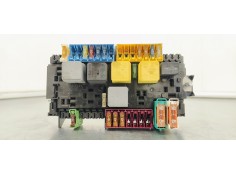 CAJA RELES / FUSIBLES A2469067100 