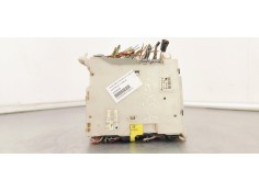 CAJA RELES / FUSIBLES 8273053050 