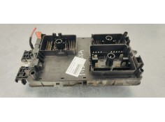 Recambio de caja reles / fusibles para opel insignia sports tourer edition referencia OEM IAM 13275882  